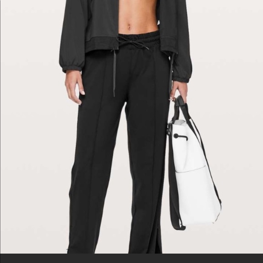 Greatest Stride pant 31”.  In excellent condition